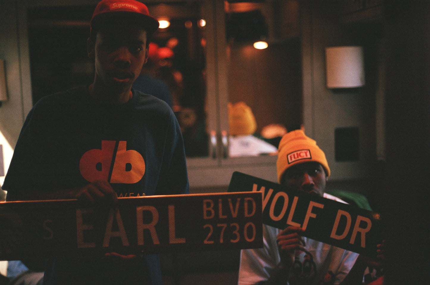 EARL WOLF